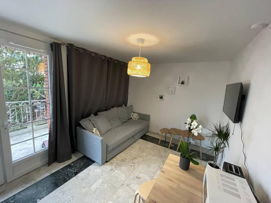 Joli T2, Terrasse Et Jardin, Ideal Pour Familles, A 15 Min De L'Aeroport Roissy Cdg Tremblay-en-France Екстер'єр фото