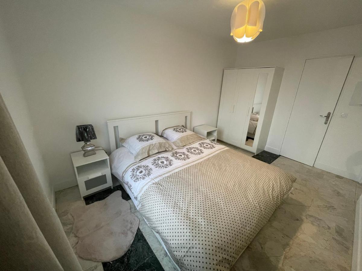 Joli T2, Terrasse Et Jardin, Ideal Pour Familles, A 15 Min De L'Aeroport Roissy Cdg Tremblay-en-France Екстер'єр фото