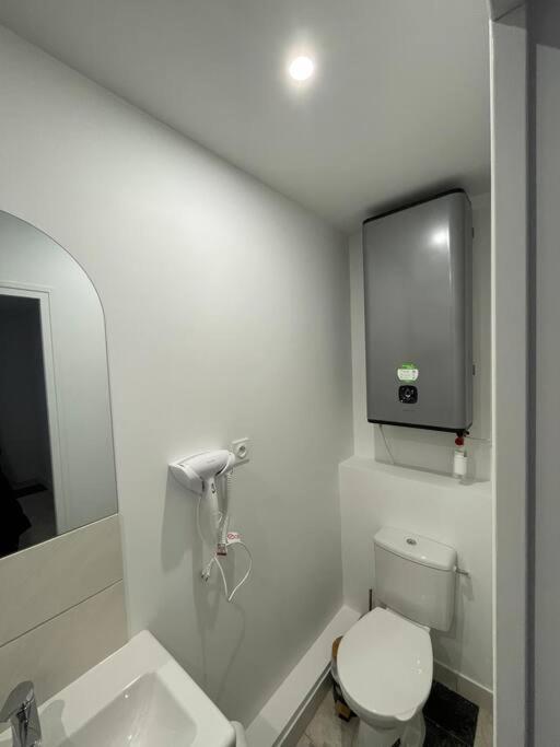 Joli T2, Terrasse Et Jardin, Ideal Pour Familles, A 15 Min De L'Aeroport Roissy Cdg Tremblay-en-France Екстер'єр фото