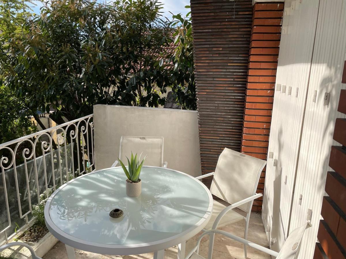 Joli T2, Terrasse Et Jardin, Ideal Pour Familles, A 15 Min De L'Aeroport Roissy Cdg Tremblay-en-France Екстер'єр фото