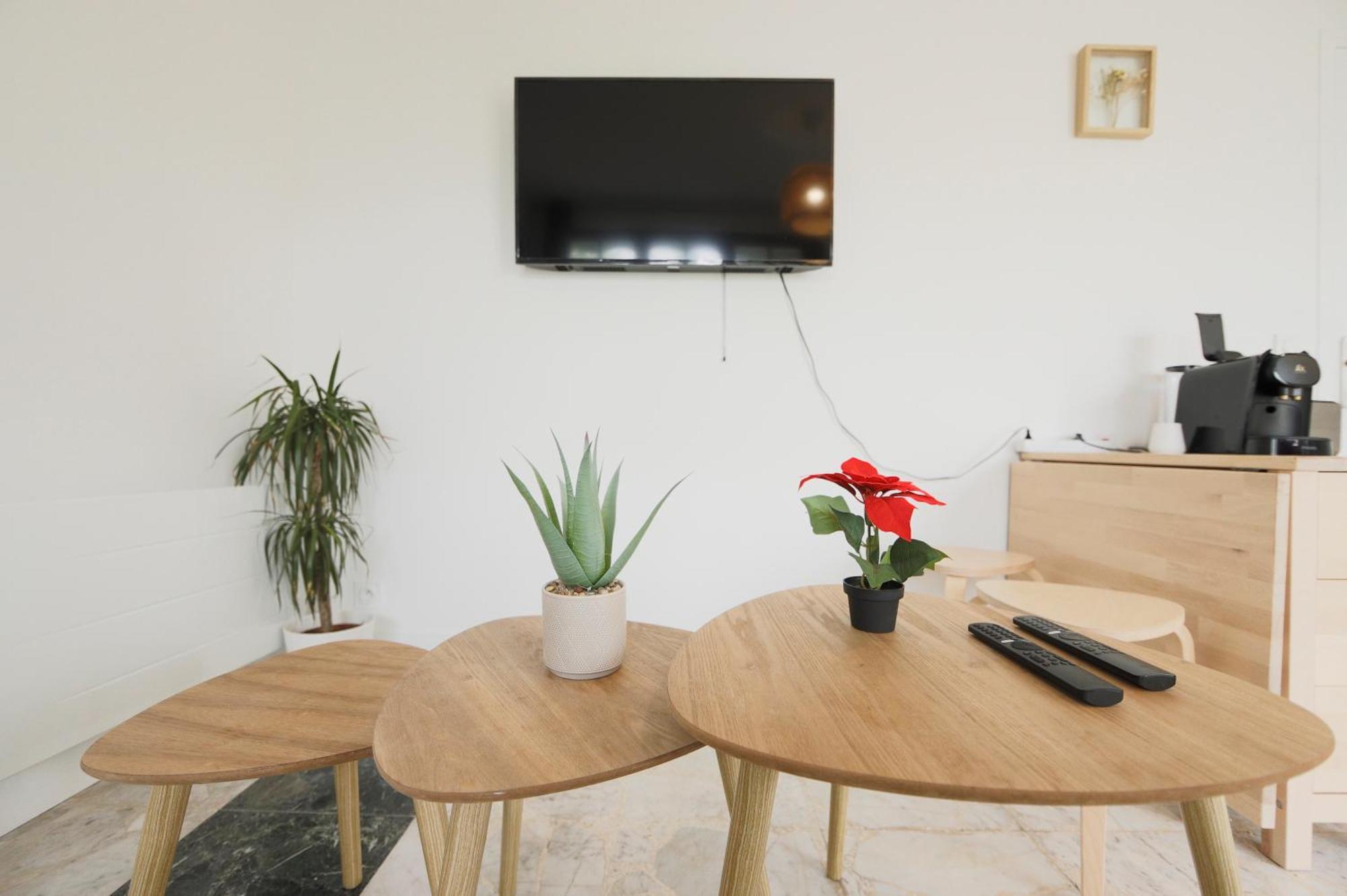 Joli T2, Terrasse Et Jardin, Ideal Pour Familles, A 15 Min De L'Aeroport Roissy Cdg Tremblay-en-France Екстер'єр фото